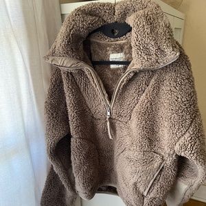ABERCROMBIE & Fitch dark Beige Sherpa Jacket size S